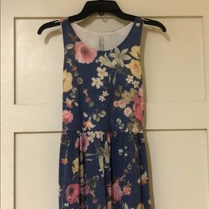 BLUE FLORAL RACERBACK MAXI DRESS NWOT SMALL